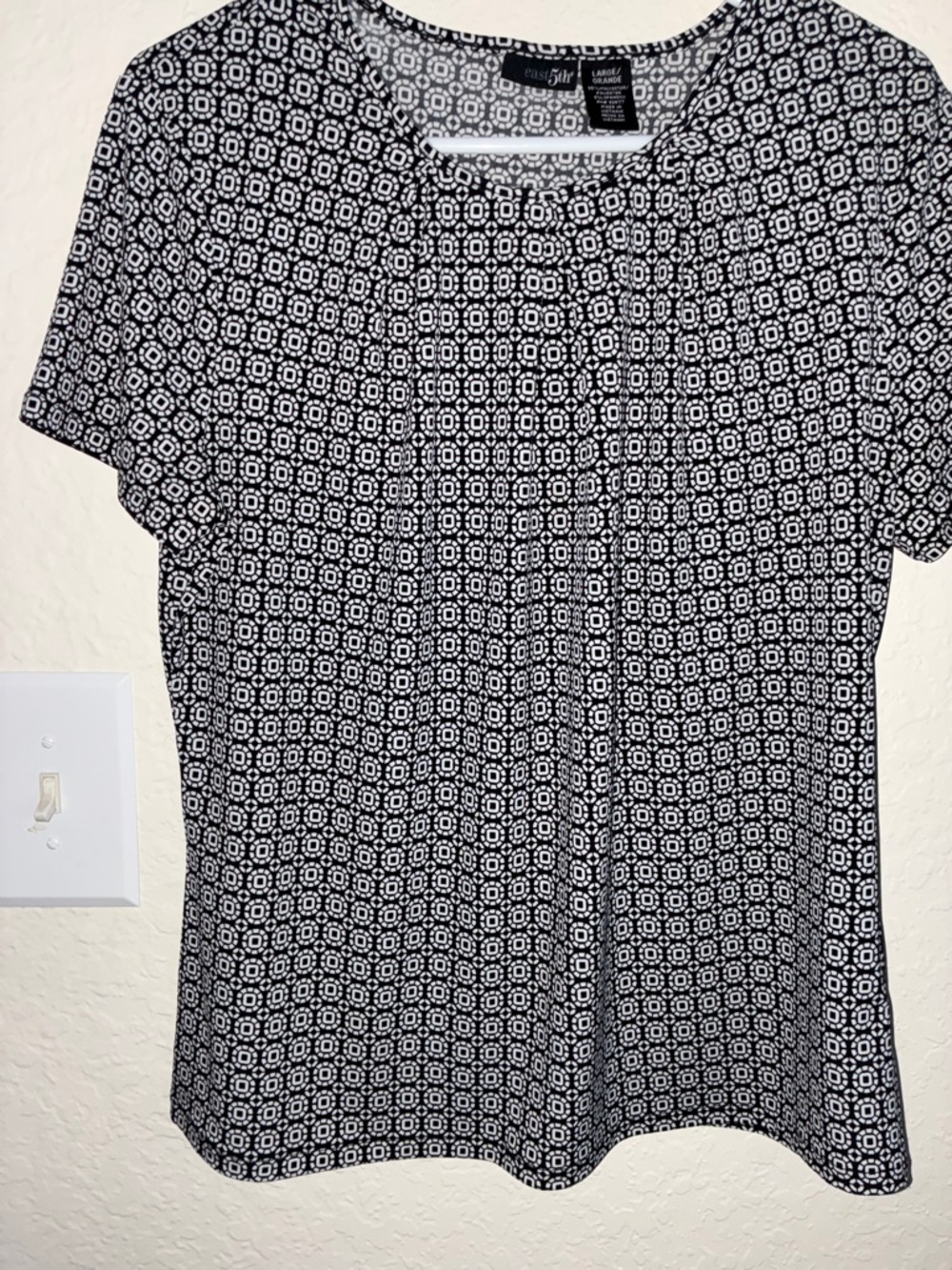 East 5th Black and White Geometric Short Sleeve Tee